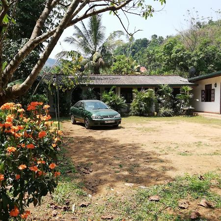 Leaf Guest House Gampola Zewnętrze zdjęcie